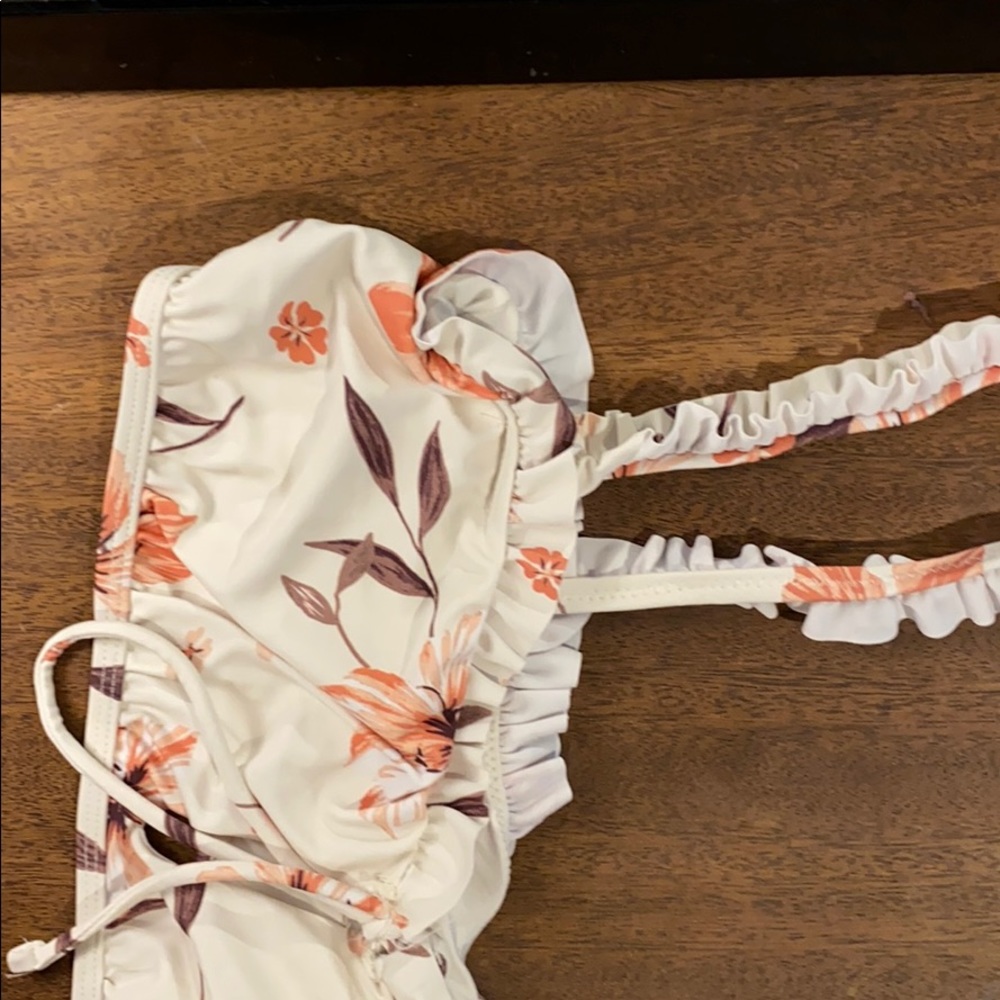 Lora Beige Ruched Bikini set - Picture 6 of 8